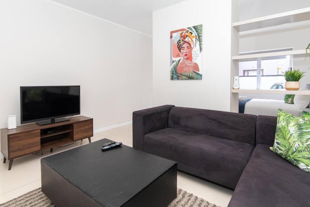 Apartamento Lovely 1 Bedroom In Sea Point. Shaftsbury. Cidade Do Cabo