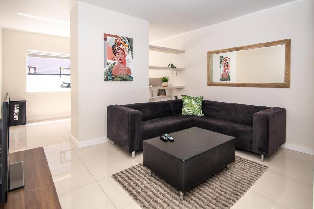 Apartamento Lovely 1 Bedroom In Sea Point. Shaftsbury. Cidade Do Cabo